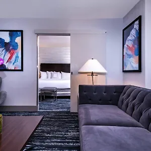 4* Отель Fairfield By Marriott Manhattan Times Square